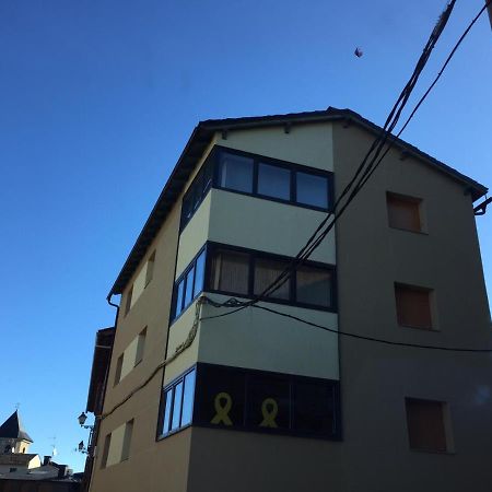 Apartament Central Amb Terrassa Alp Ngoại thất bức ảnh