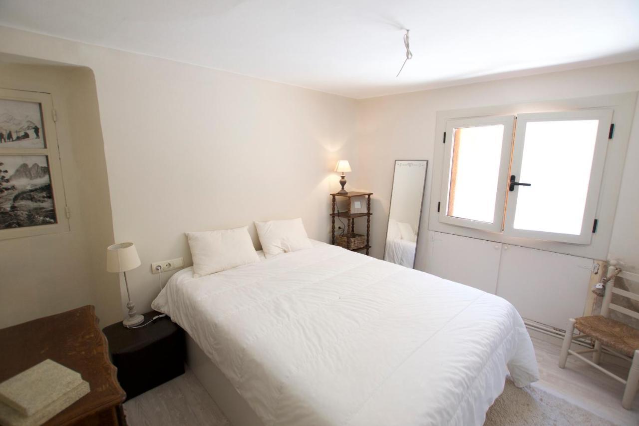 Apartament Central Amb Terrassa Alp Ngoại thất bức ảnh