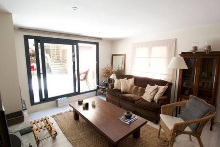 Apartament Central Amb Terrassa Alp Ngoại thất bức ảnh